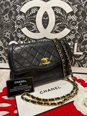 Chanel Quilted Chain Shoulder Bag
